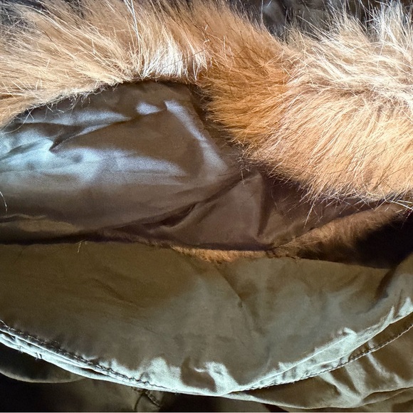 NWT BASS CO Fur Hood Winter Coat - Picture 14 of 14